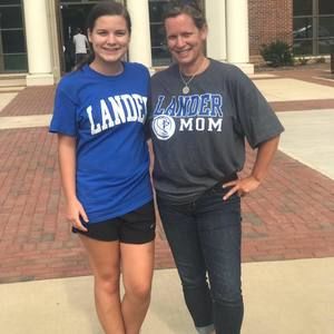 Meet your Posher, Dana